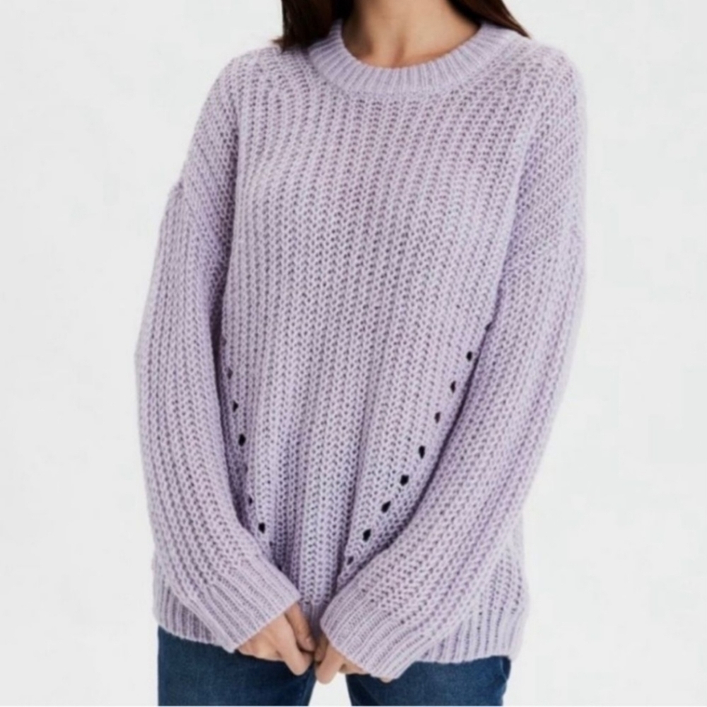 American Eagle Oversized‎ Fuzzy Lavendar Purple Knit Sweater Size S Small